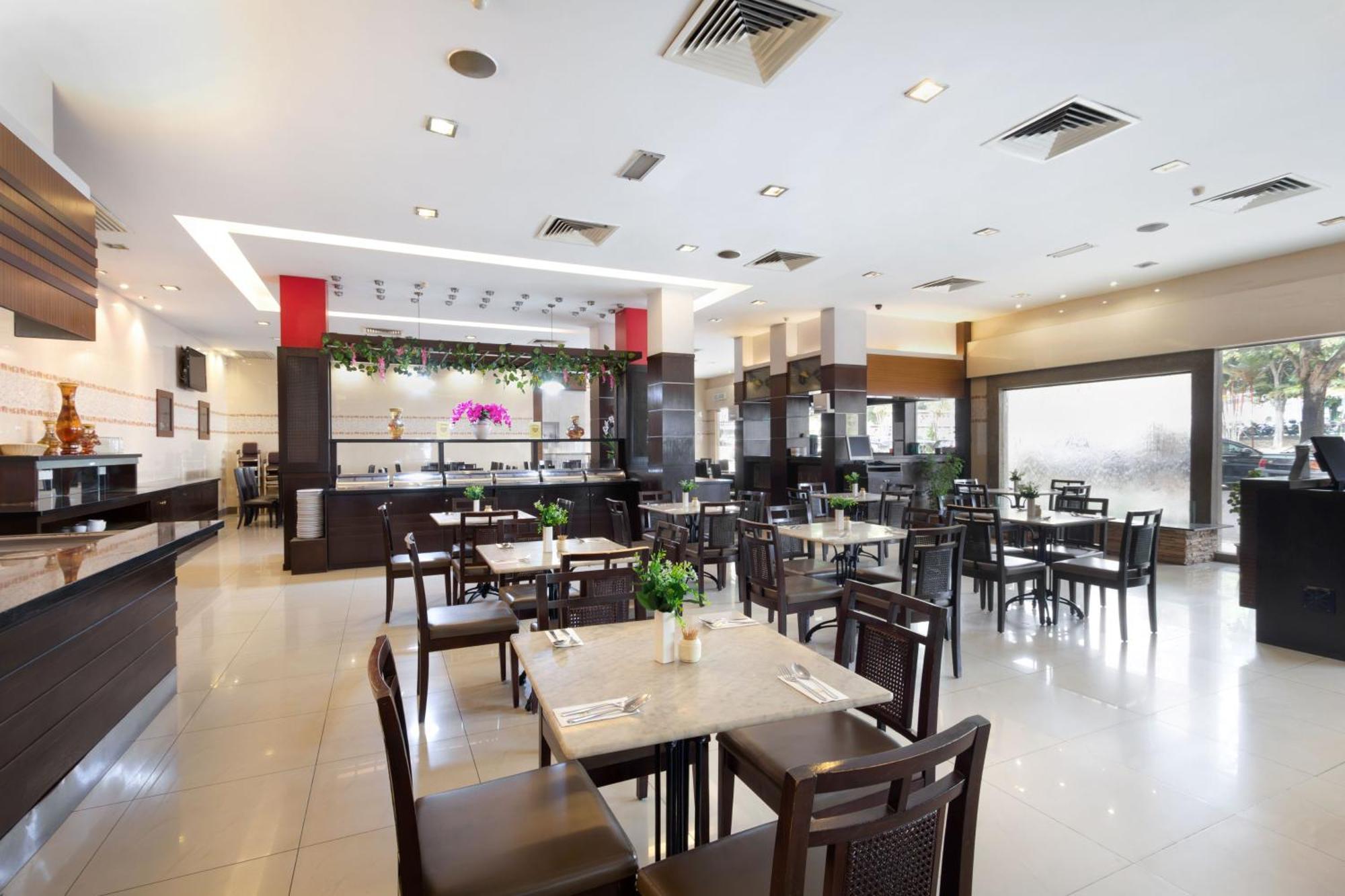 Kings Hotel 3*